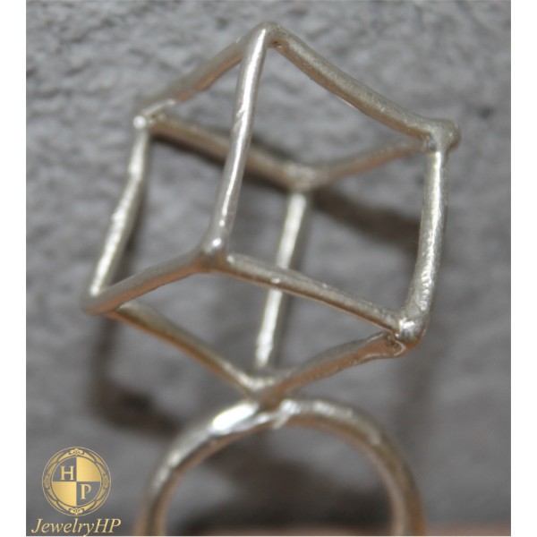 Δαχτυλίδι χειροποίητο με κύβο από ασήμι
