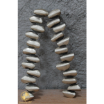 Σκουλαρίκια χειροποίητα με πέτρες σε στοίβα 